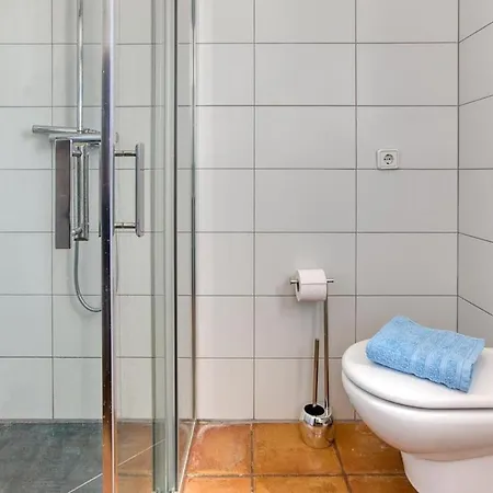 Casa Con Piscina Y Amarre Empuriabrava