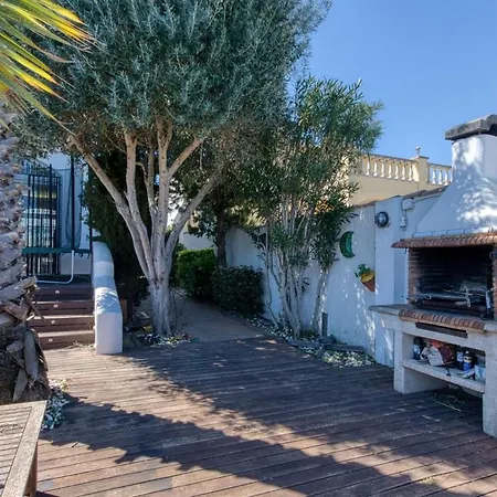 Casa Con Piscina Y Amarre Holiday home