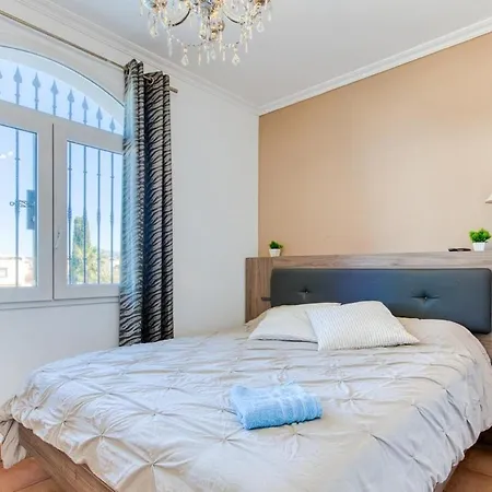 Casa Con Piscina Y Amarre Empuriabrava